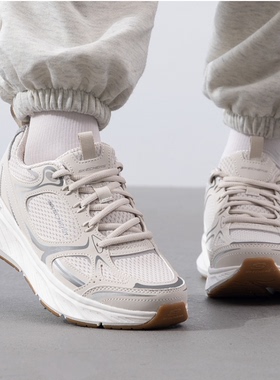 Skechers斯凯奇女子25新款缓震网面透气绑带休闲运动鞋150475