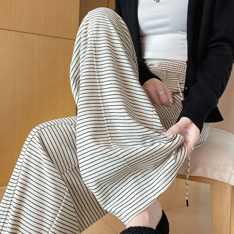 黑色横条纹香蕉阔腿裤女秋2025新