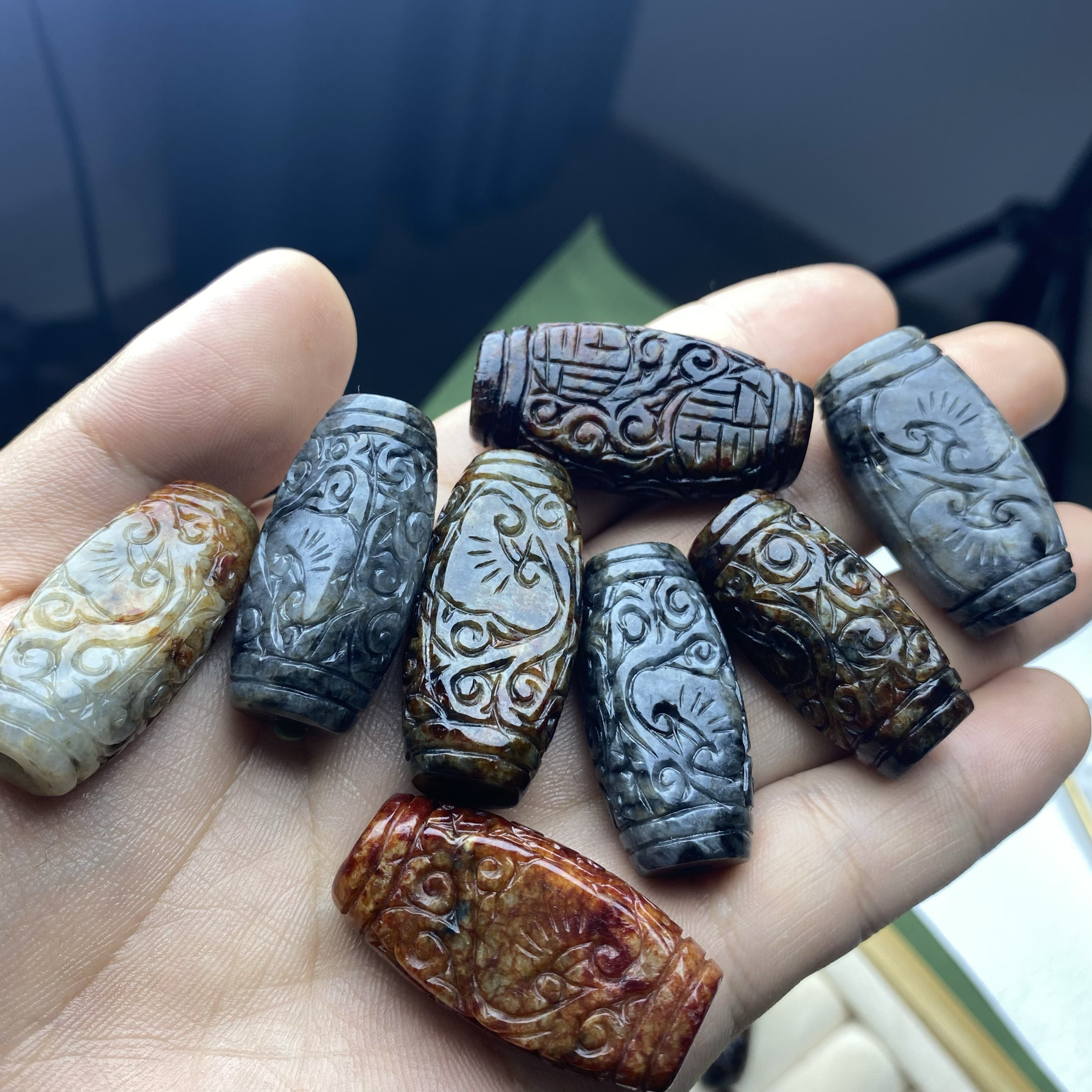 天然翡翠桶珠雕刻件乌鸡红翡如意回纹转运珠diy手工串珠手串配饰