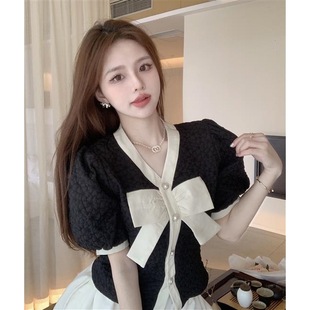 小香风蝴蝶结洋气短款 女夏季 收腰上衣 衬衫 港味复古v领黑色泡泡袖