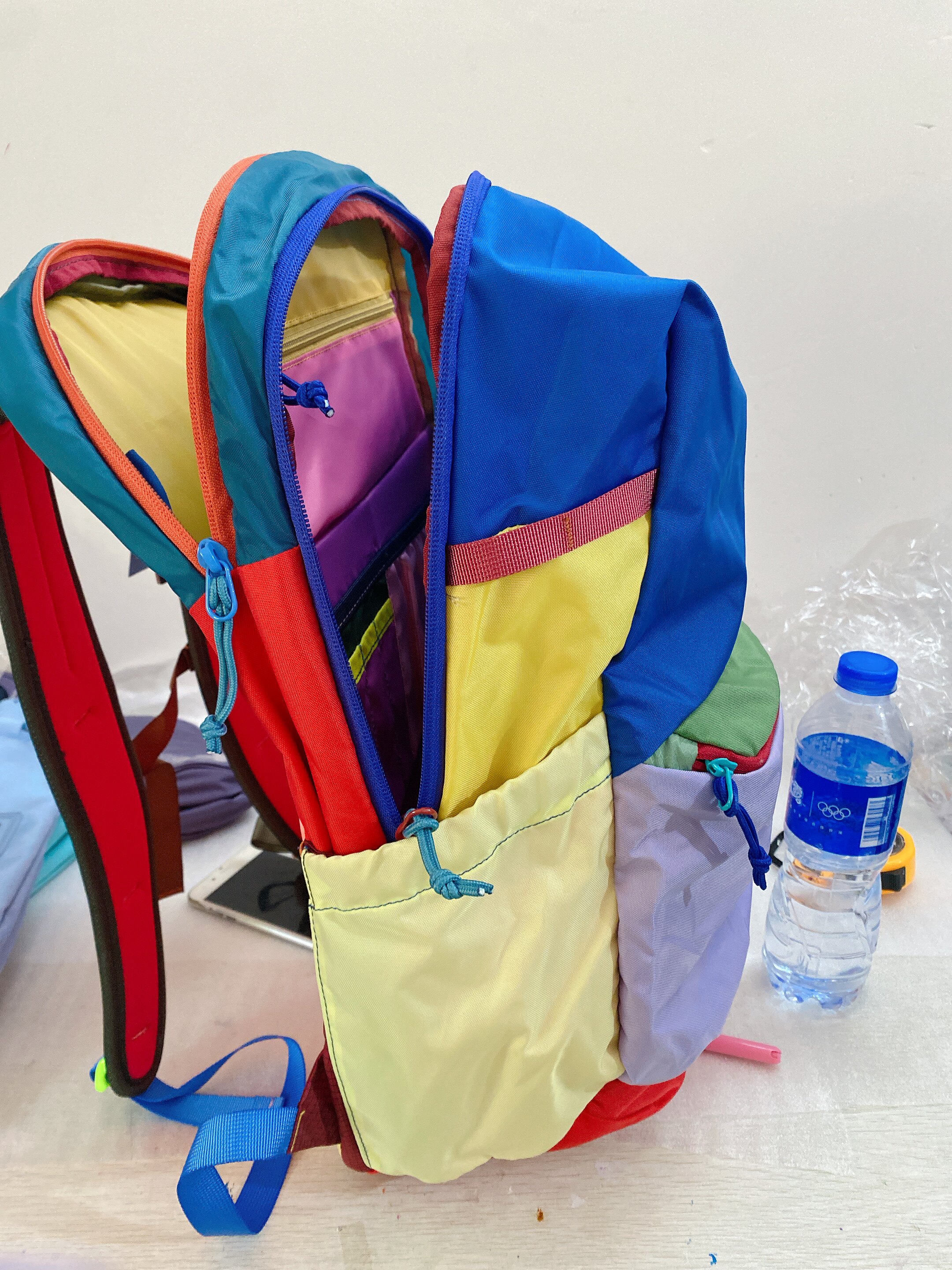30L 大号户外机能 双肩包大容量背包 防水糖果色拼接拼色