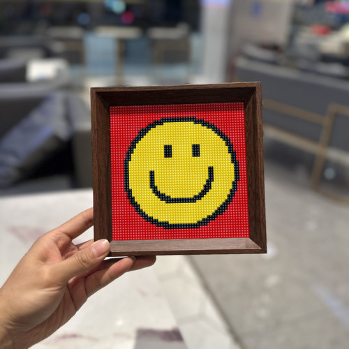 可爱笑脸钻石画摆台相框