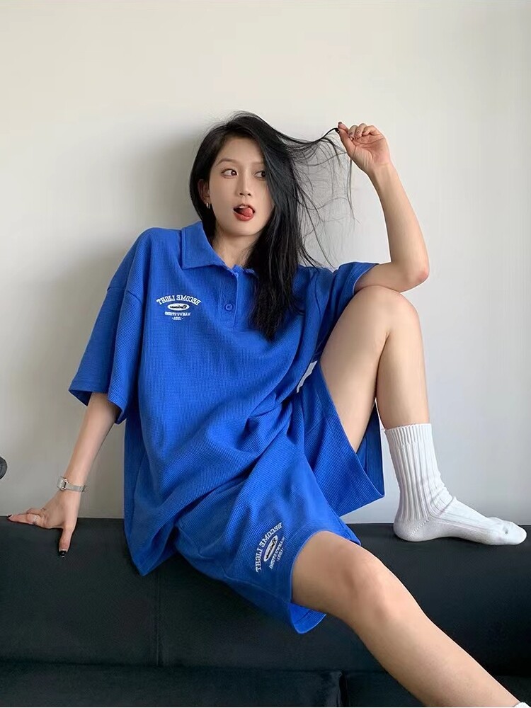 여성용 KLEIN 블루 와플 폴로 셔츠 정장 2024 여름 미국 루즈 캐주얼 반팔 반바지 투피스 세트