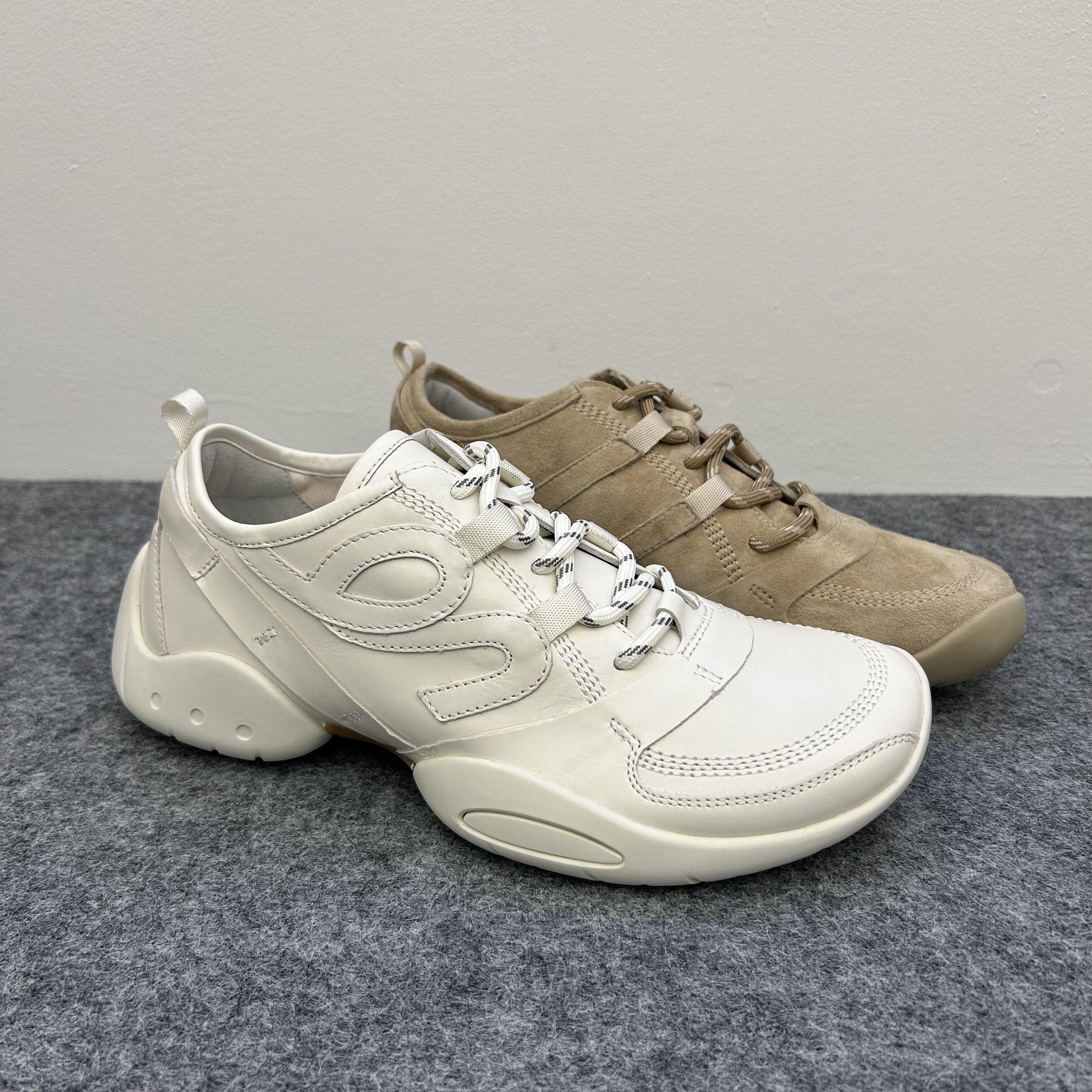 欧洲站2026年新款真皮牛皮系带平底复古休闲时尚运动鞋老爹鞋女鞋