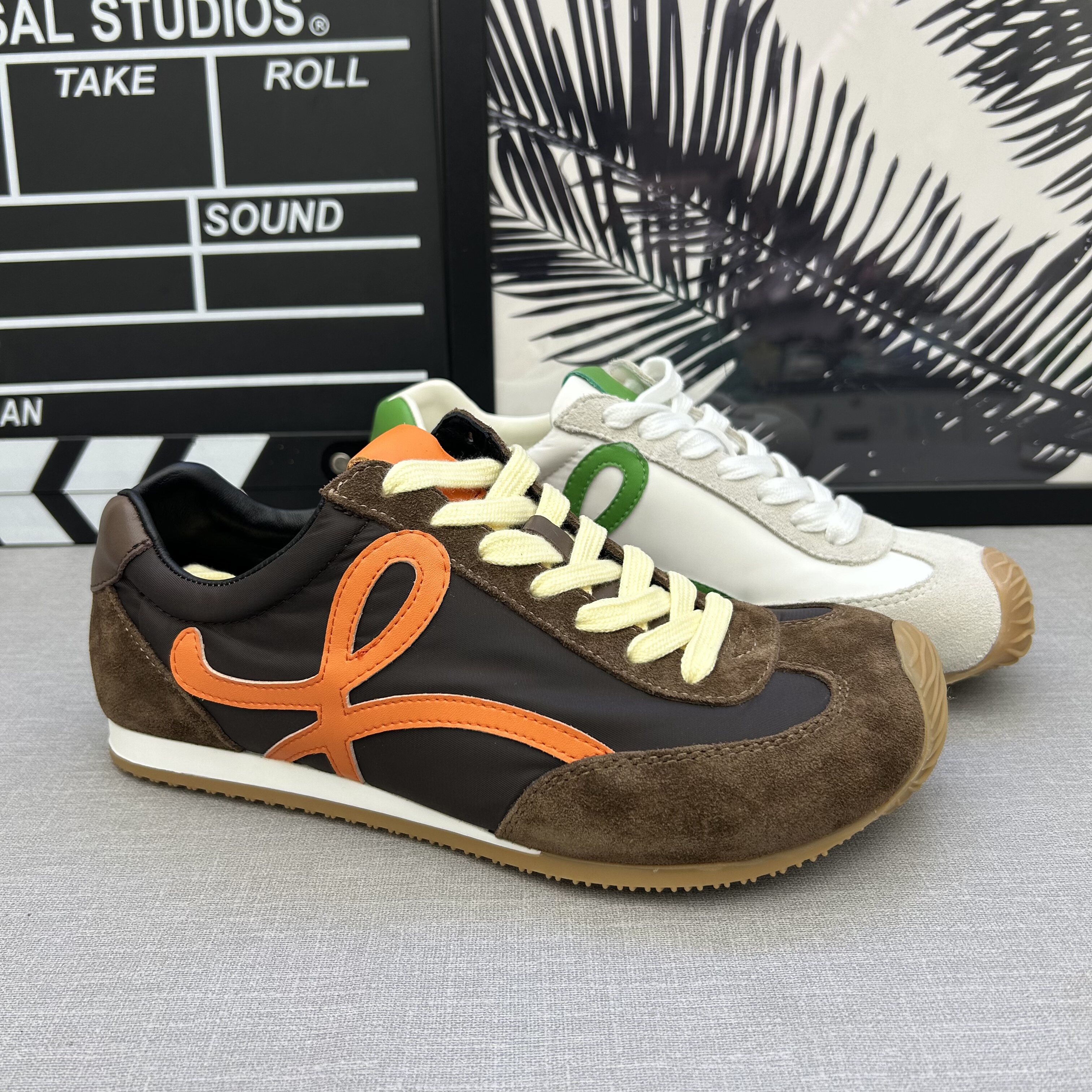 欧货2026年新款真皮牛京拼接真丝布系带平底休闲运动鞋百搭德训鞋,女鞋,德训鞋,淘宝优惠券,粉丝福利购,淘宝优惠卷