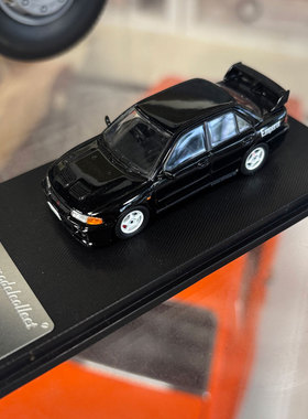 MC 1/64 三菱 黑色 合金巴士模型