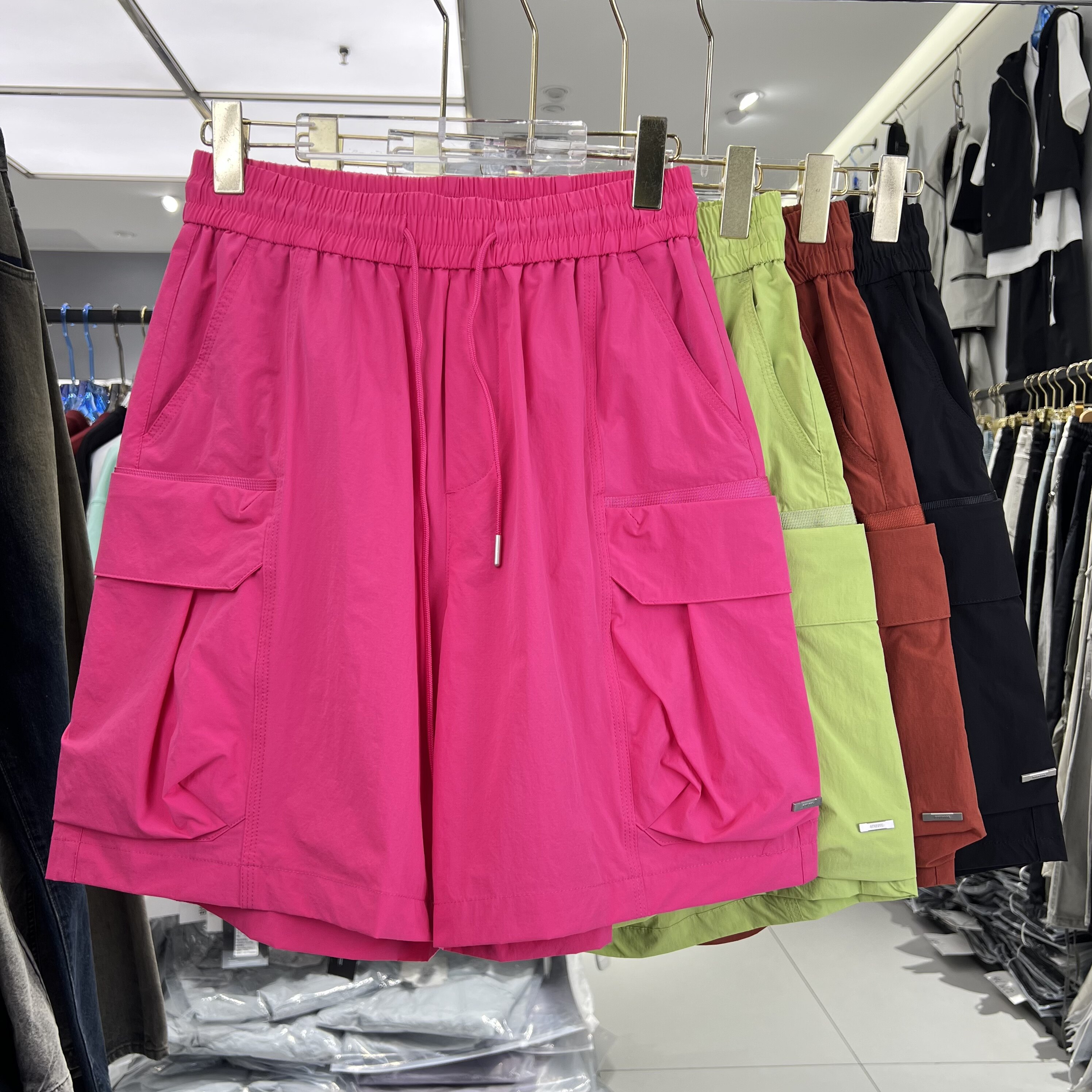 实体店26夏季新款多口袋短裤缤纷糖果色大口袋男士工装短裤26651