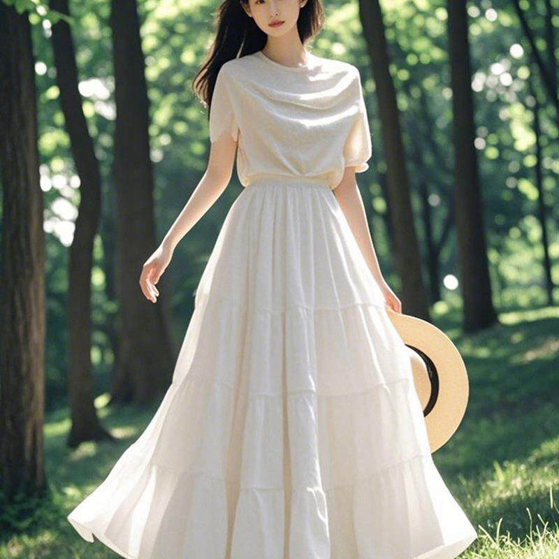 白色半身裙女春秋季2026新款高腰显瘦a字长裙子小个子蓬蓬蛋糕裙