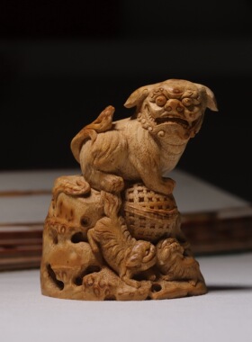 山宁竹舍 纯手工竹根雕三狮绣球摆件