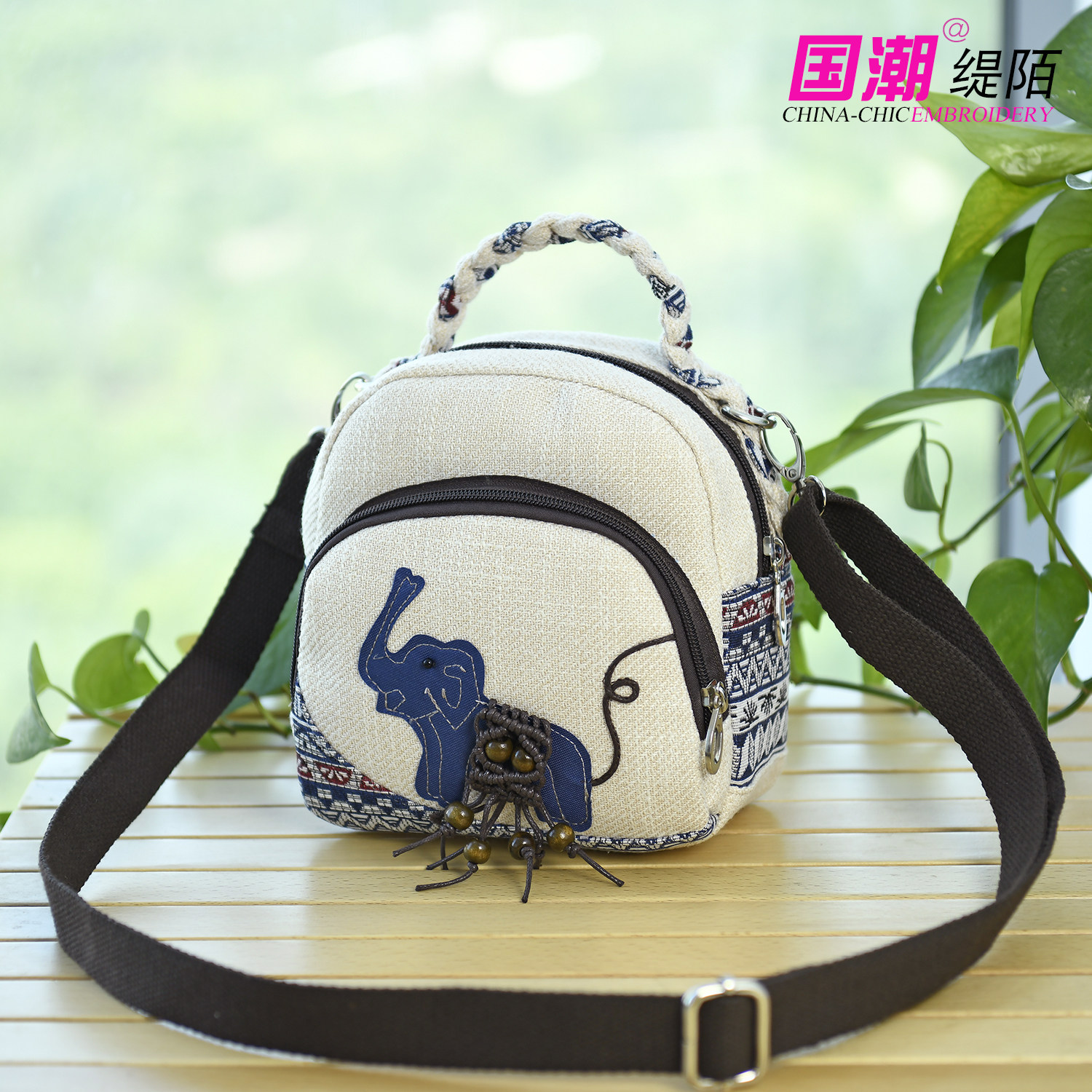 民族风小清新手工布艺斜挎包小包原创文艺百搭竖款超轻女包手机包