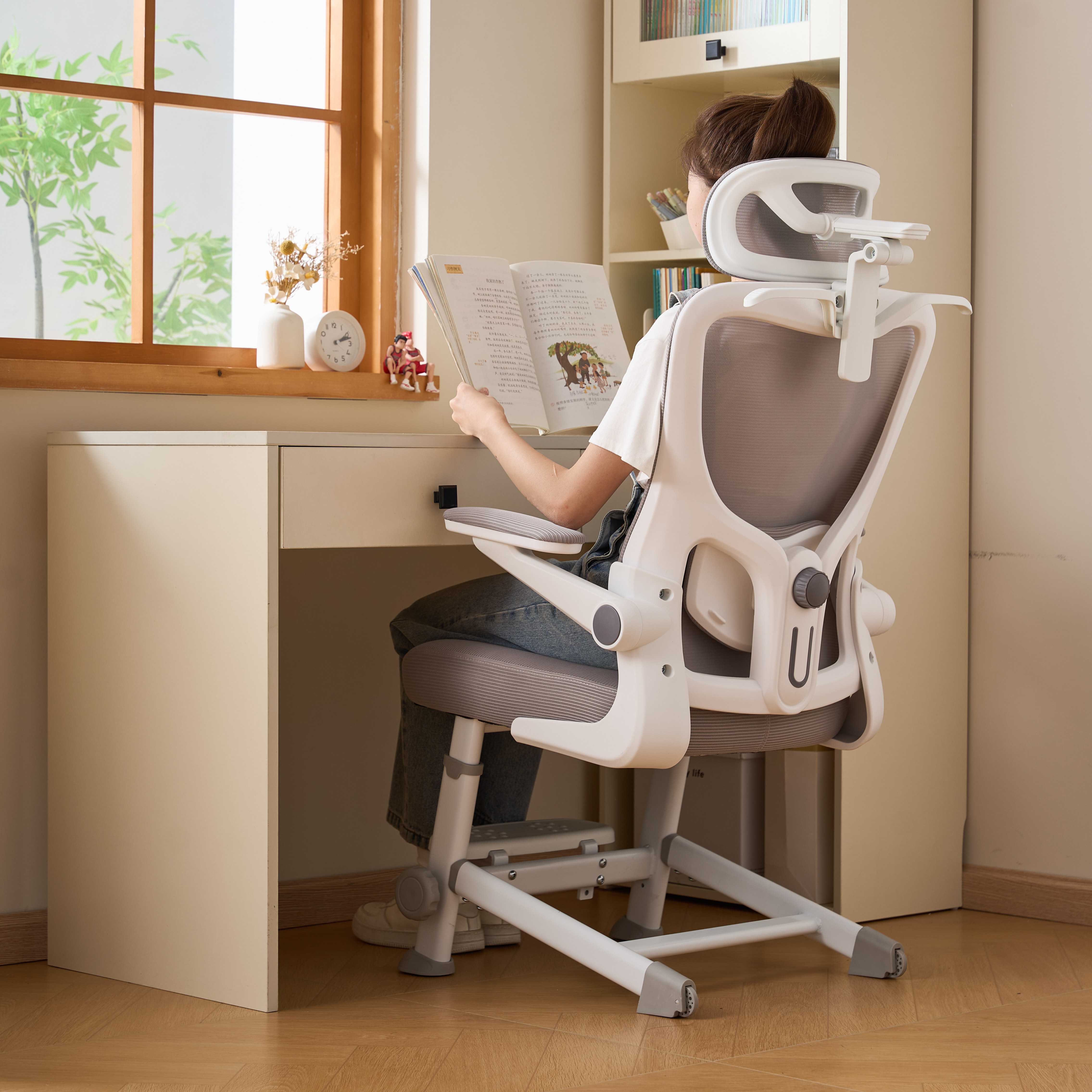 学习椅子家用青少年初高中小学生儿童专用写字椅宿舍防驼背书桌椅