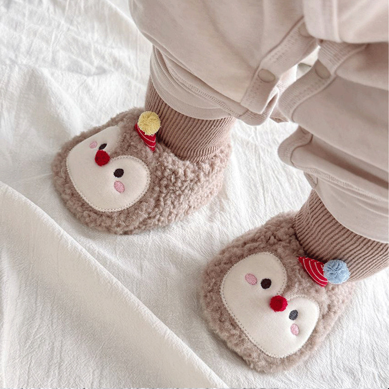 宝宝袜鞋婴儿步前鞋6到12个月小月龄婴儿鞋男女宝宝秋冬季软底鞋