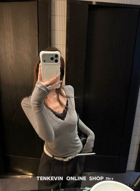 十一石 心动signal!蕾丝v领假两件打底衫女修身显瘦长袖套头T恤II