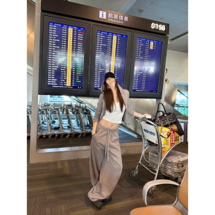 十一石 主打chill 连帽短款卫衣外套宽松直筒阔腿裤女休闲套装