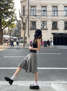 十一石 优雅随型!设计感灰色百褶半身短裙裤女小个子休闲五分裤ll