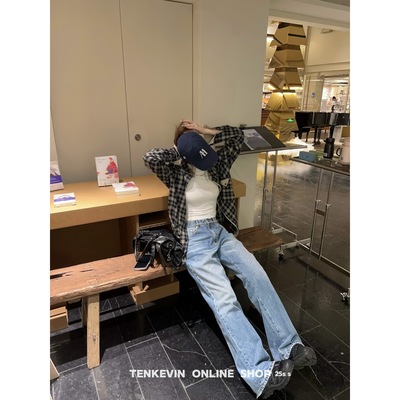 洗水蓝磨破明线直筒显瘦牛仔裤