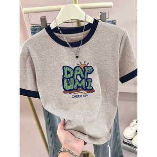 设计感打底衫 夏季 上衣 百搭修身 t恤女士时尚 新款 撞色圆领正肩短袖