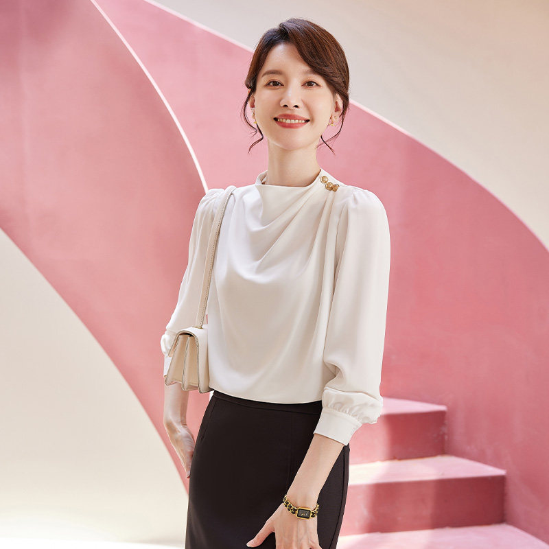 诗璐雅高级感半高领雪纺上衣女春秋时尚职场气质时髦白衬衫女洋气