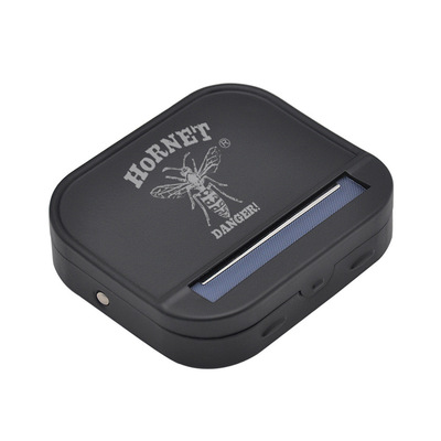 大黄蜂70mm金属防锈手动卷烟盒