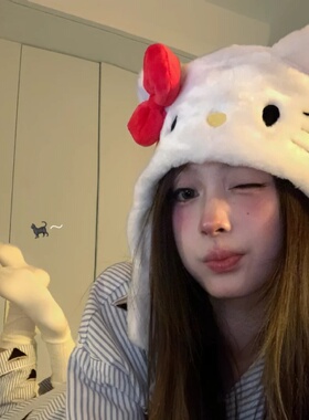 可爱hellokitty红色帽子保暖头套女哈喽kt猫毛绒冷帽骑车护耳日系