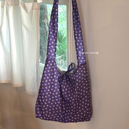 春日小清新紫色碎花单肩包