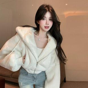 法式 气质百搭慵懒感仿貂毛连帽加厚短外套软糯环保小个子显瘦上衣
