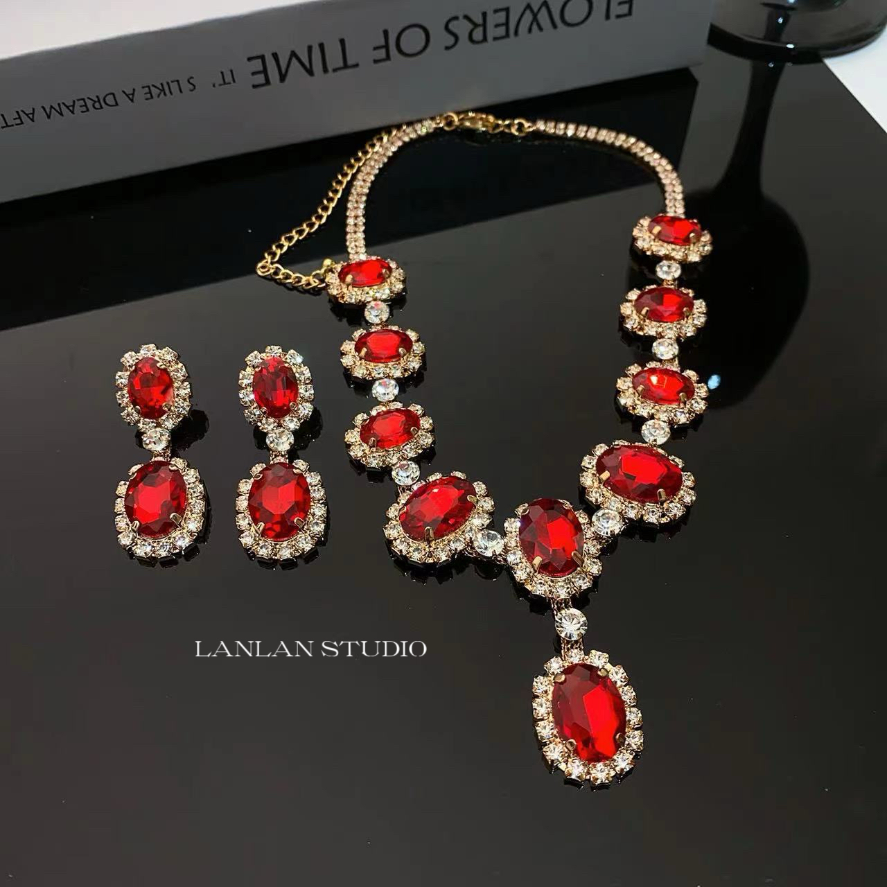 法式复古宫廷港风红宝石优雅锁骨链晚宴颈链奢华红水晶水钻项链女