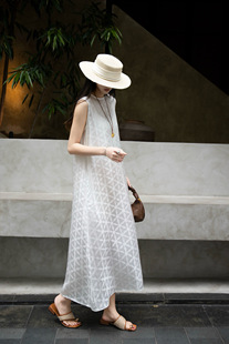 真丝提花阔版 国风圆领重工刺绣花女连衣裙 连衣裙侧边有口袋新中式