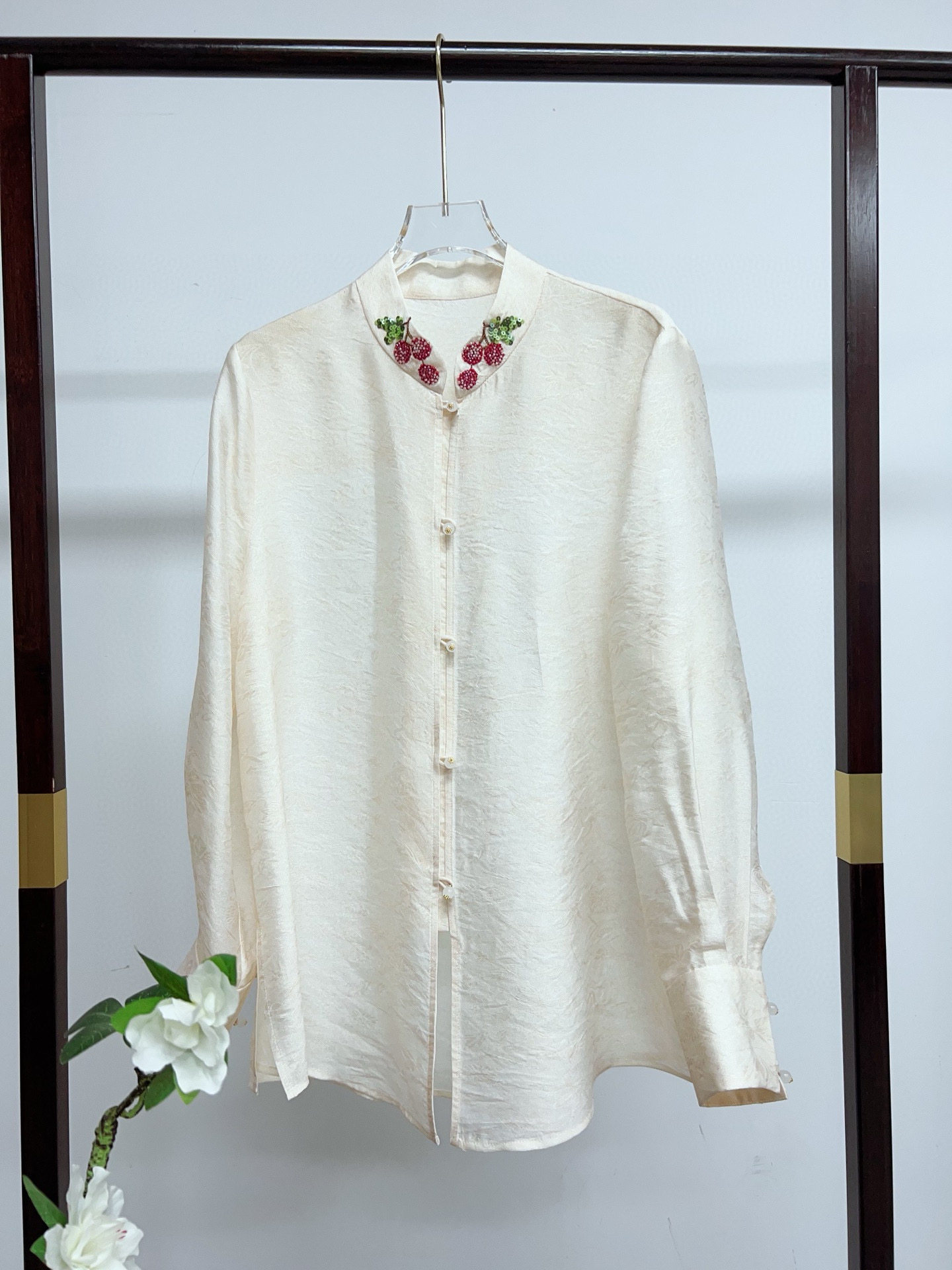 2026春款新中式国风复古立领重工刺绣钉珠宽松显瘦衬衫,女装/女士精品,上衣,淘宝优惠券,粉丝福利购,淘宝优惠卷