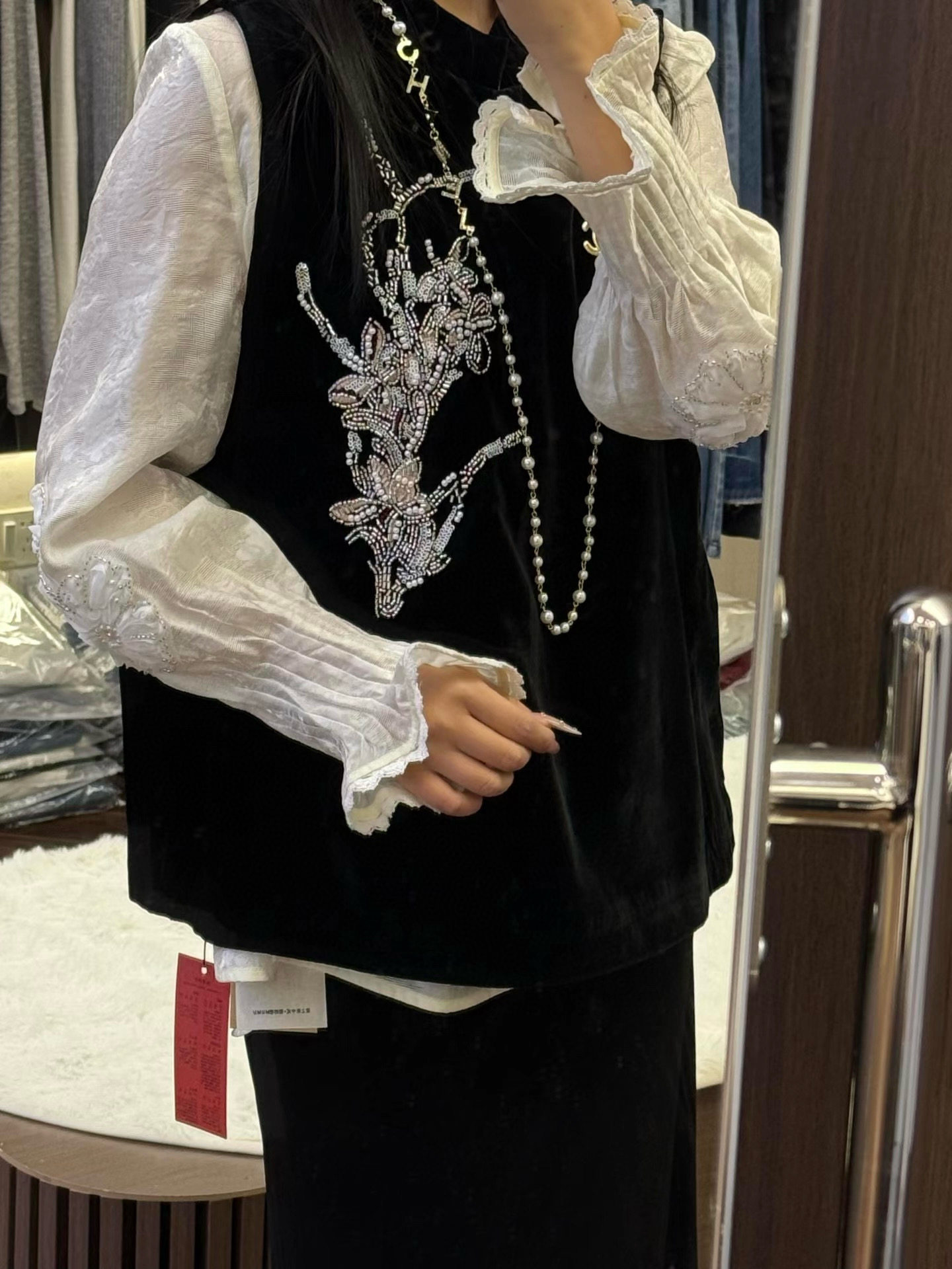 2026春季新款新中式国风重工钉珠立领马甲气质精致黑色马夹,女装/女士精品,上衣,淘宝优惠券,粉丝福利购,淘宝优惠卷