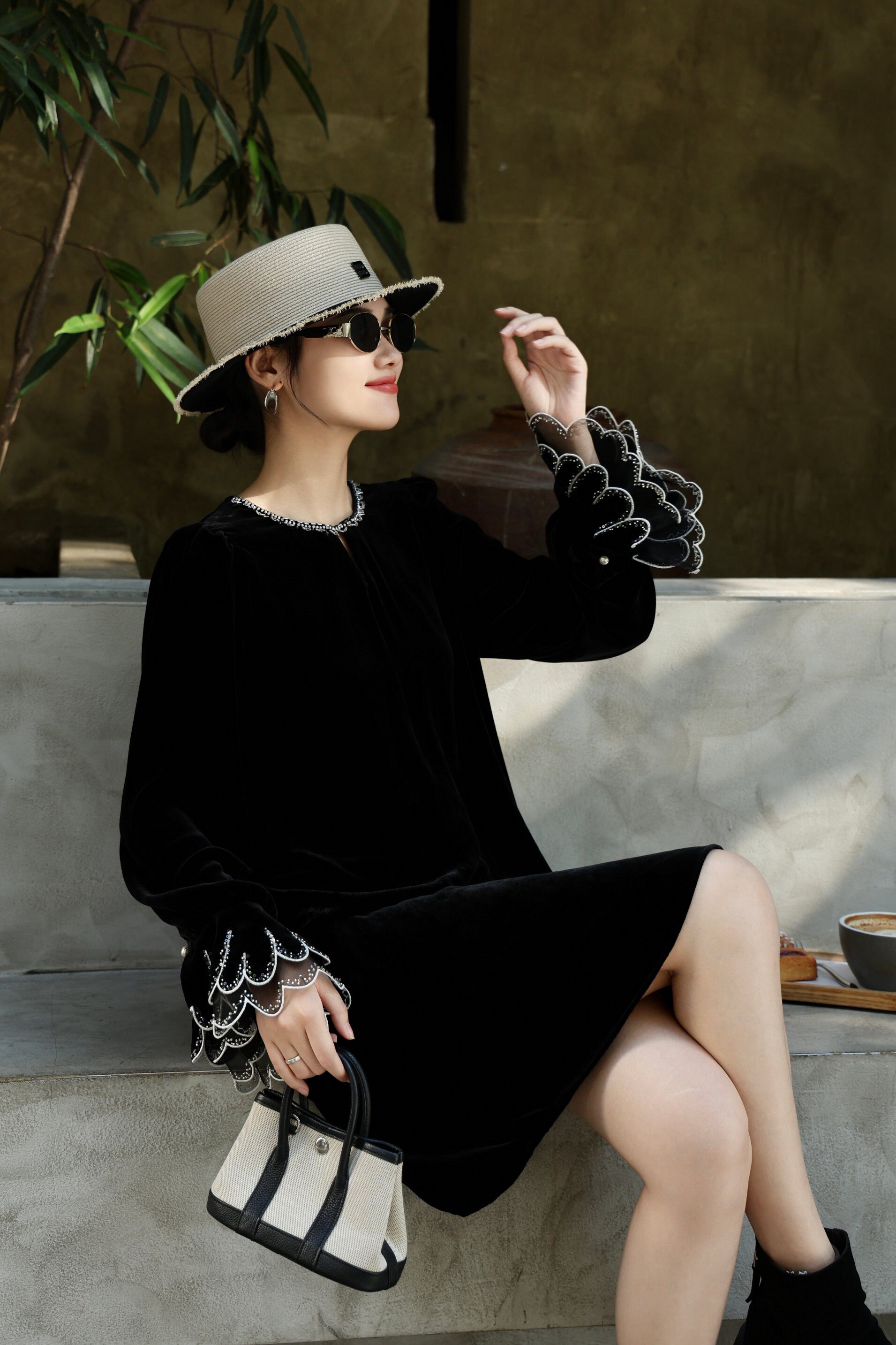 真丝丝绒连衣裙重工刺绣珠绣手工立体花朵宽松棉质衬衫新中式上衣