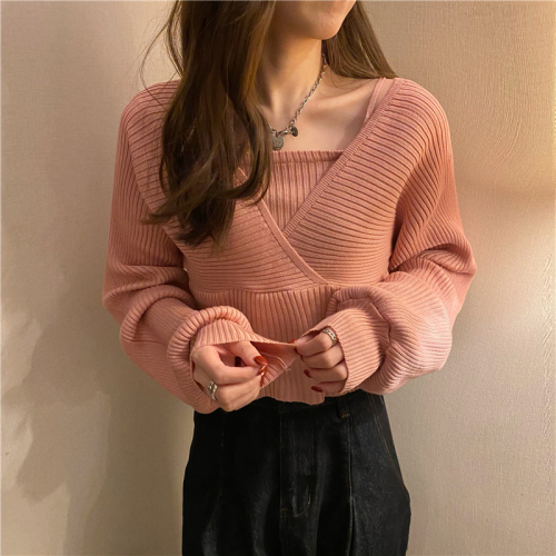 Real shot real price Korean version gentle wind thick fake two long sleeve knitted sweaters with open collar and shoulder