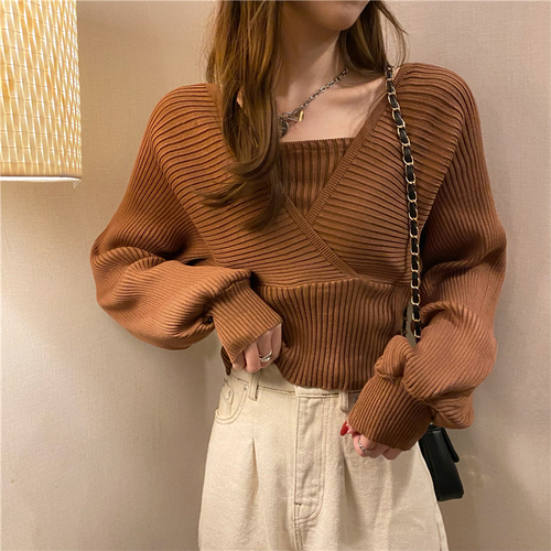 Real shot real price Korean version gentle wind thick fake two long sleeve knitted sweaters with open collar and shoulder