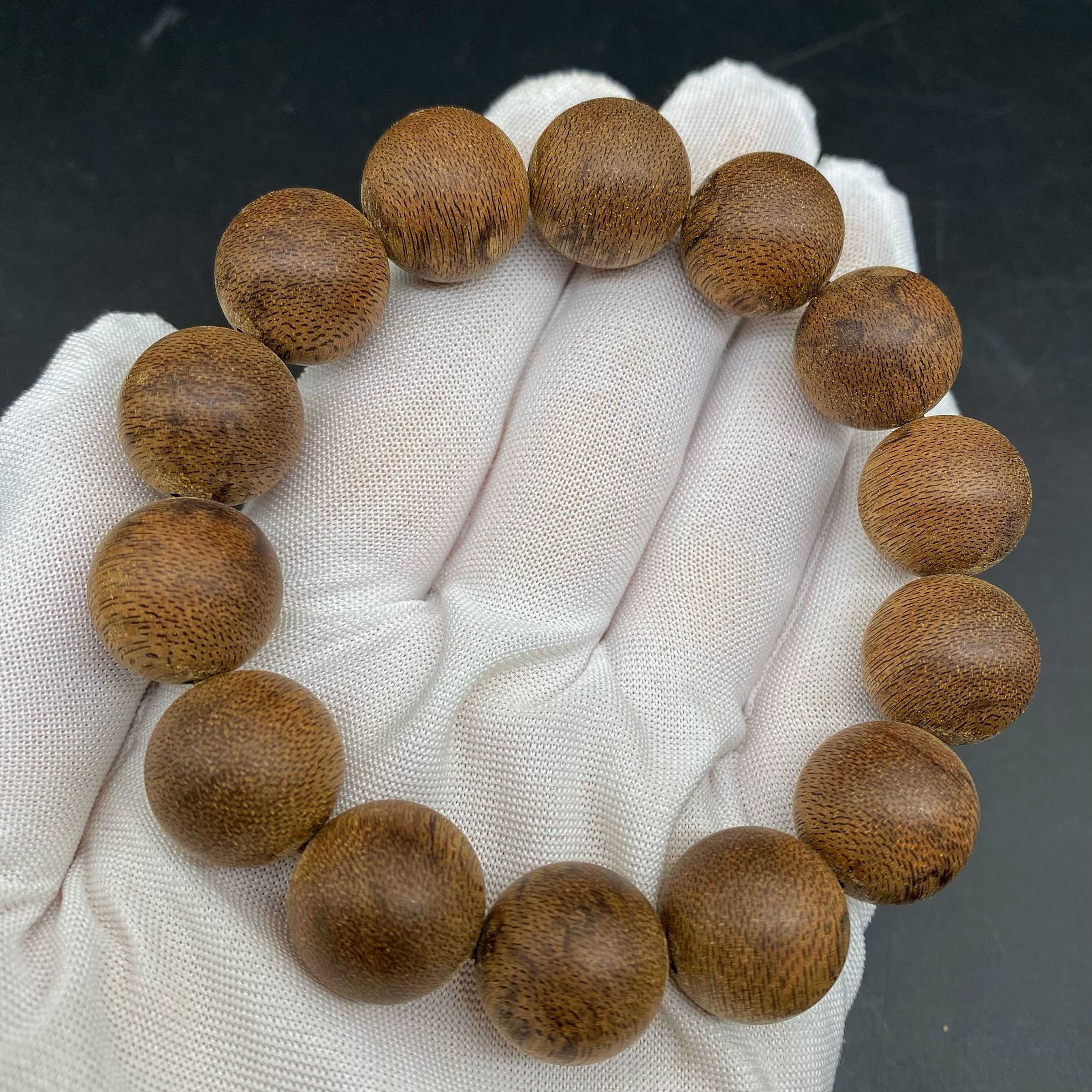 沉水1.6菩萨棋沉香手串 兰花香带凉味扑鼻 过手留香 重30.7克