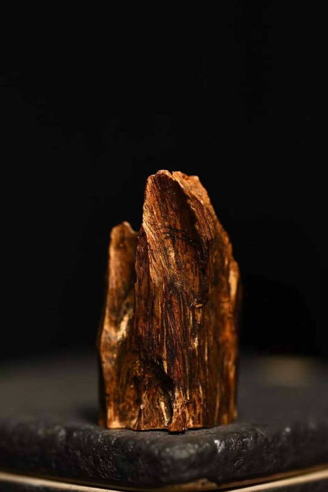 越南芽庄奇楠沉水挂件 沉水级 透心凉香味浓郁棋韵香 料4.78g