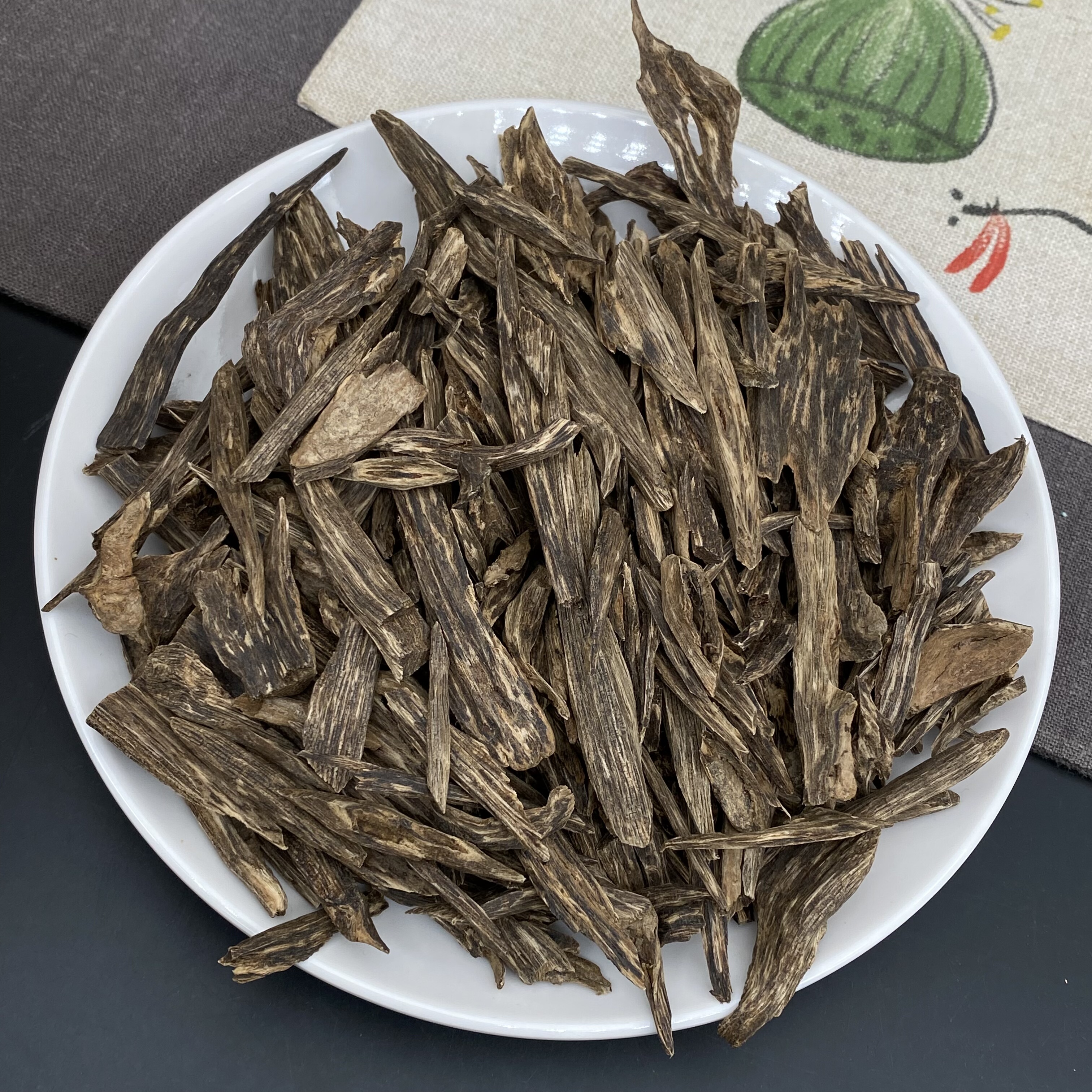 柬埔寨树心油 部分沉水级 浓郁爆香 钻甜蜜香 奶香清醇 生闻明显