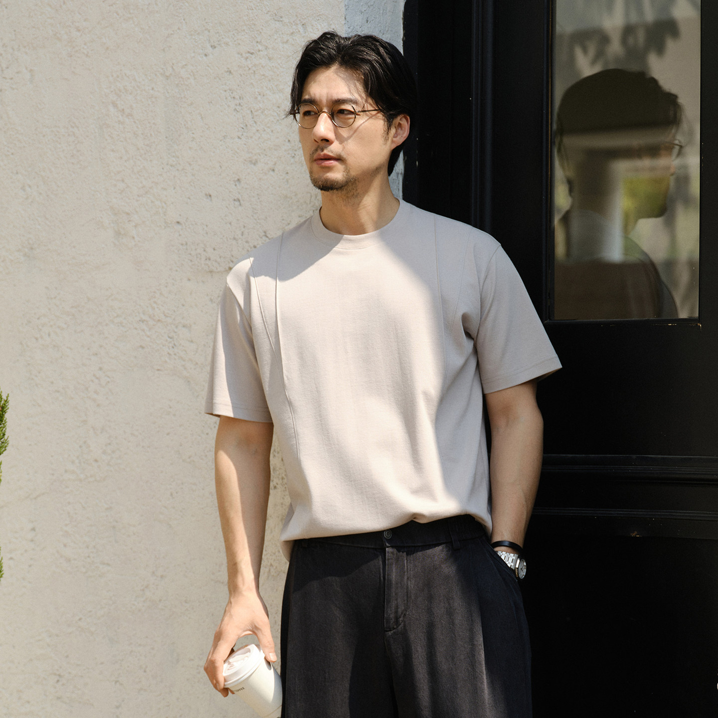 收留原创极简风短袖T恤男夏季高级轻户外零压通勤米色三醋酸上衣