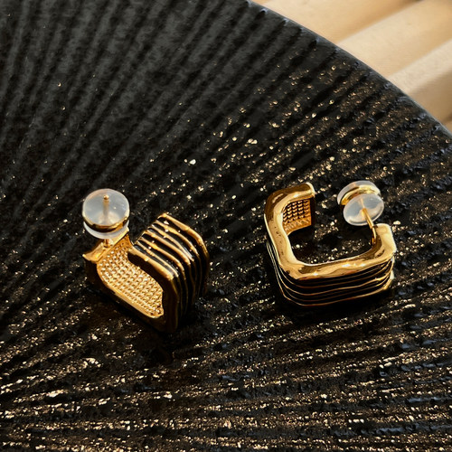 925银针黑色金属方形耳环