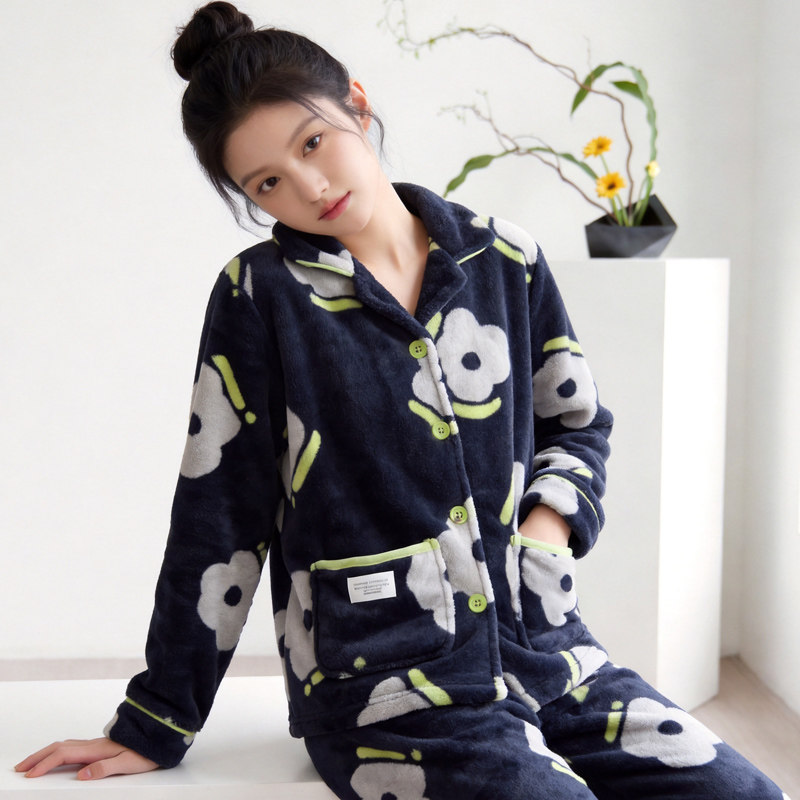 睡衣女秋冬季加厚套装家居服保暖长袖春秋新款珊瑚绒法兰绒可外穿