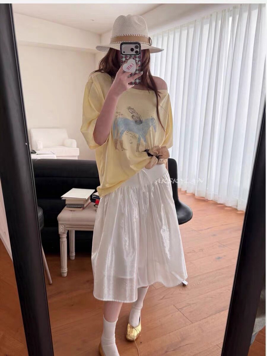 AK skylan夏季卡通图案小马印花T恤女斜肩宽松百搭短袖上衣60765