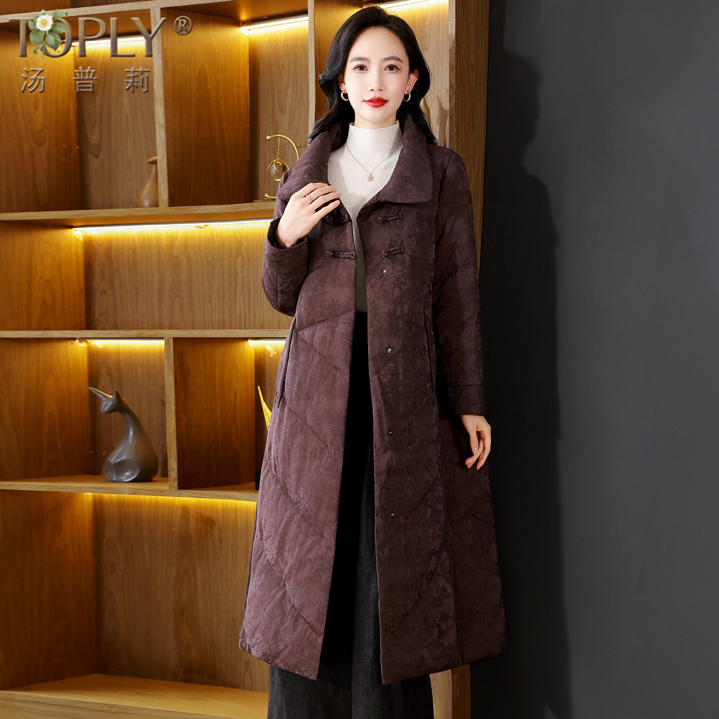 品牌专柜香云纱鹅绒羽绒服女2025冬季新款大码显瘦中长款妈妈外套