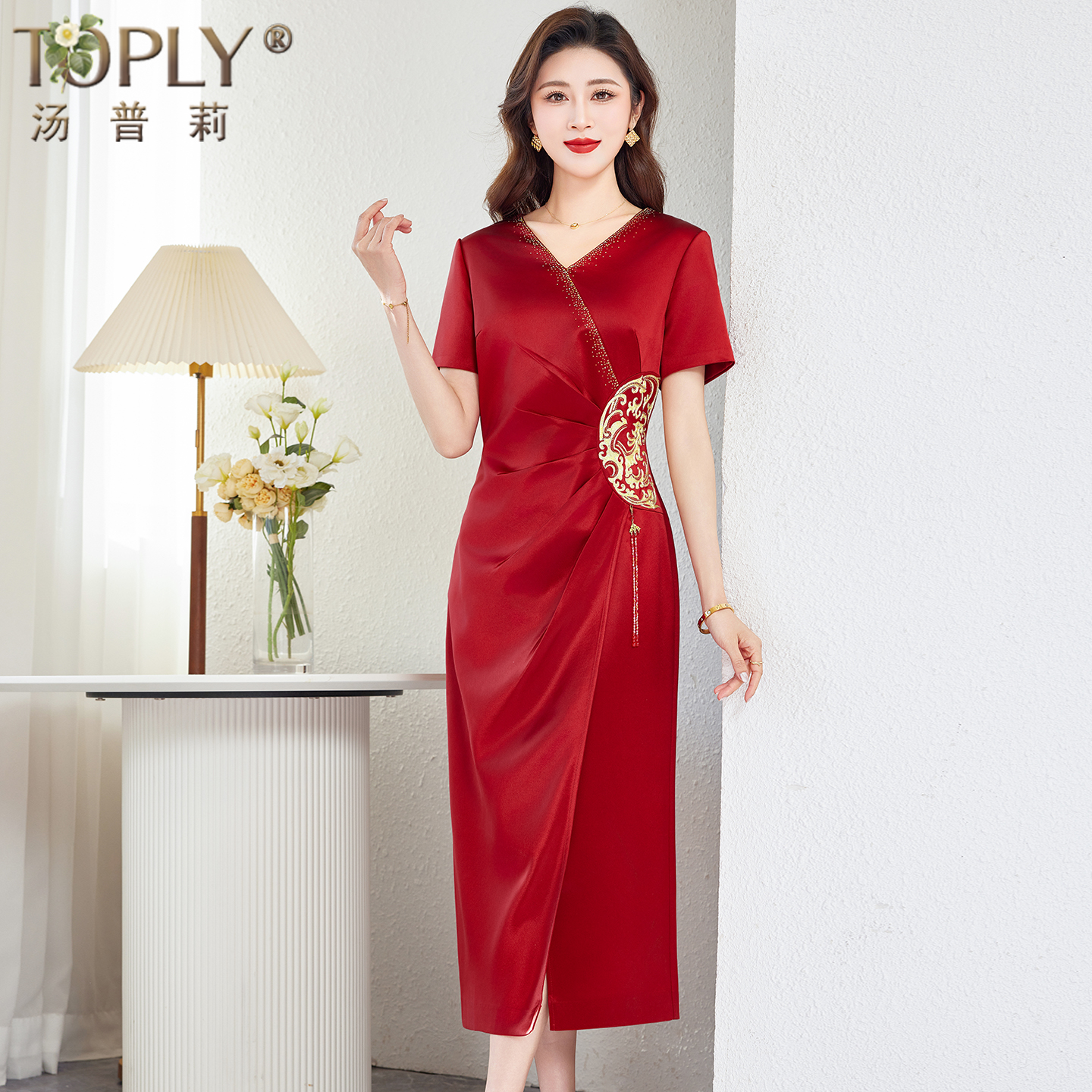 高端喜妈妈婚宴礼服醋酸新中式