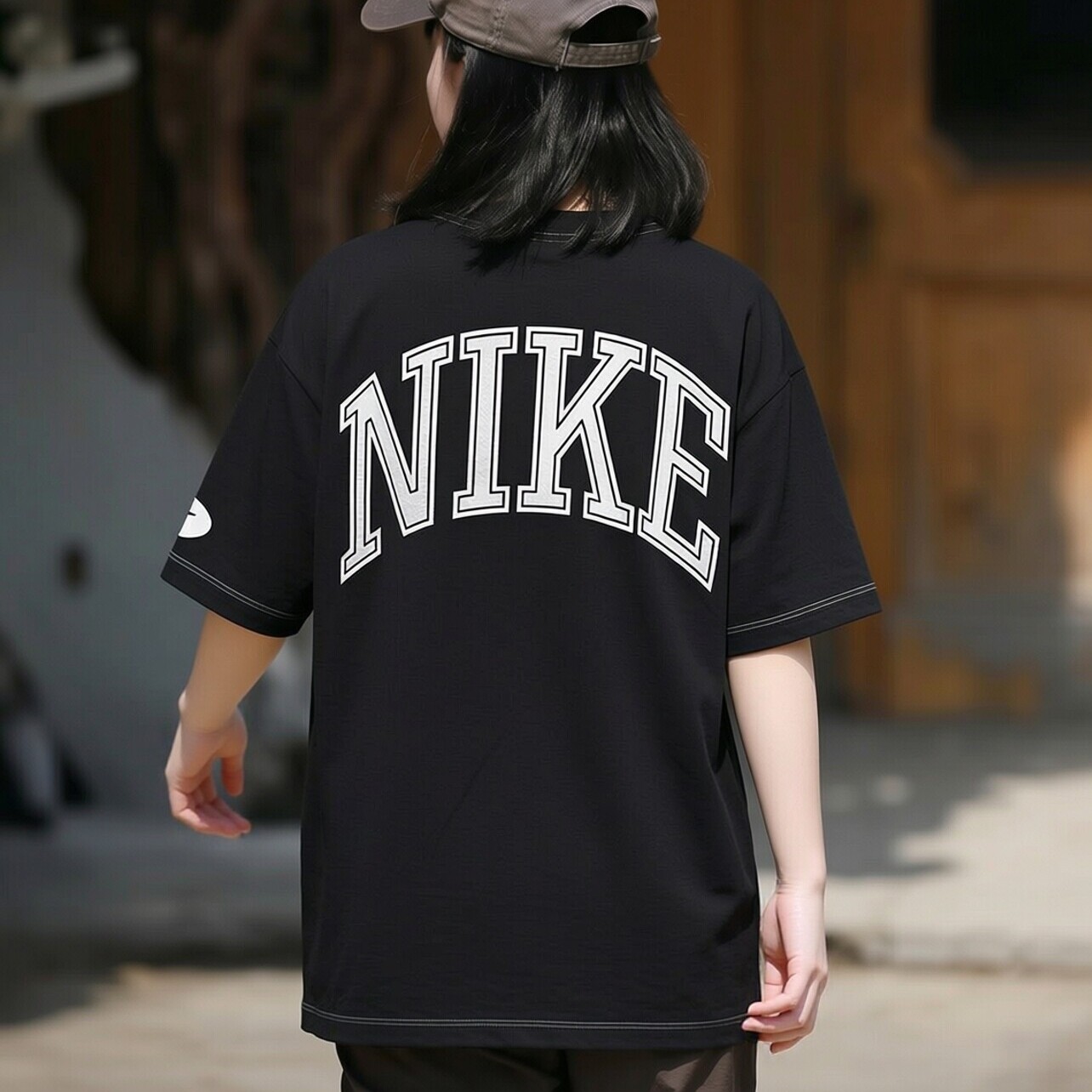 Nike耐克大标印花T恤宽松