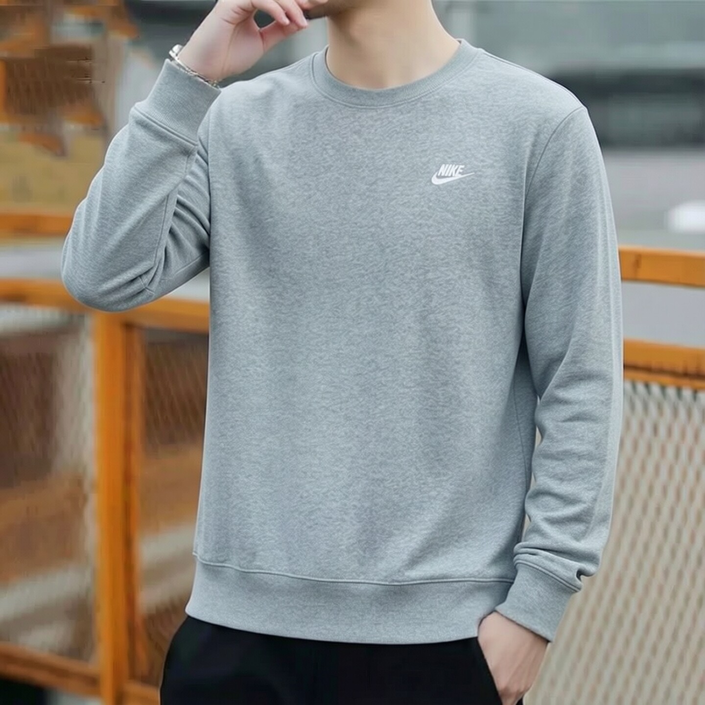 Nike耐克2026年新款圆领卫衣男士小标运动服毛圈套头衫浅灰色外套