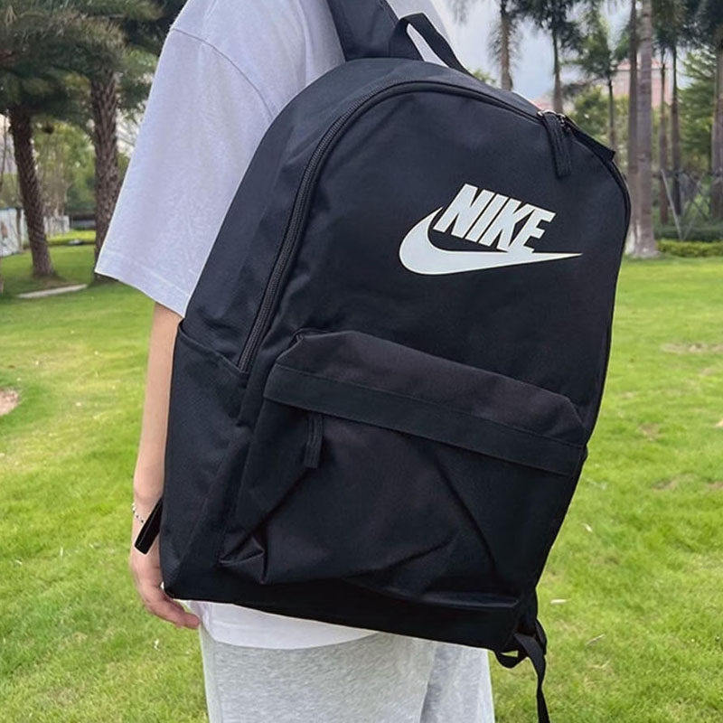 耐克学生书包双肩包Nike