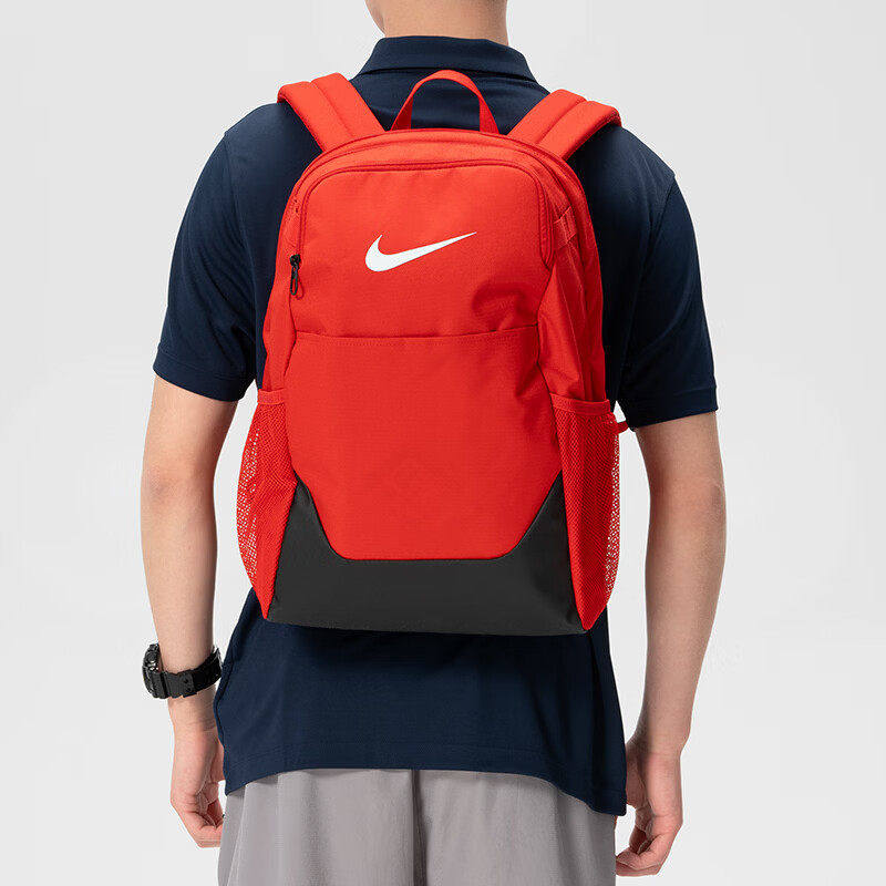 NIKE耐克红色背包大容量