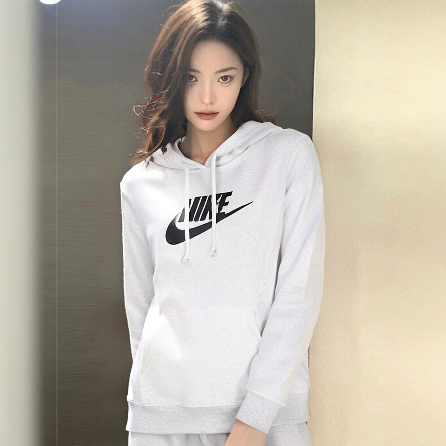 Nike耐克秋季新款女士卫