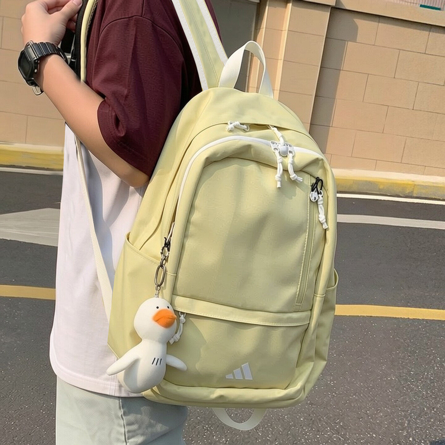 阿迪达斯书包男女新款正品大容量旅行大学生背包黄色adidas双肩包
