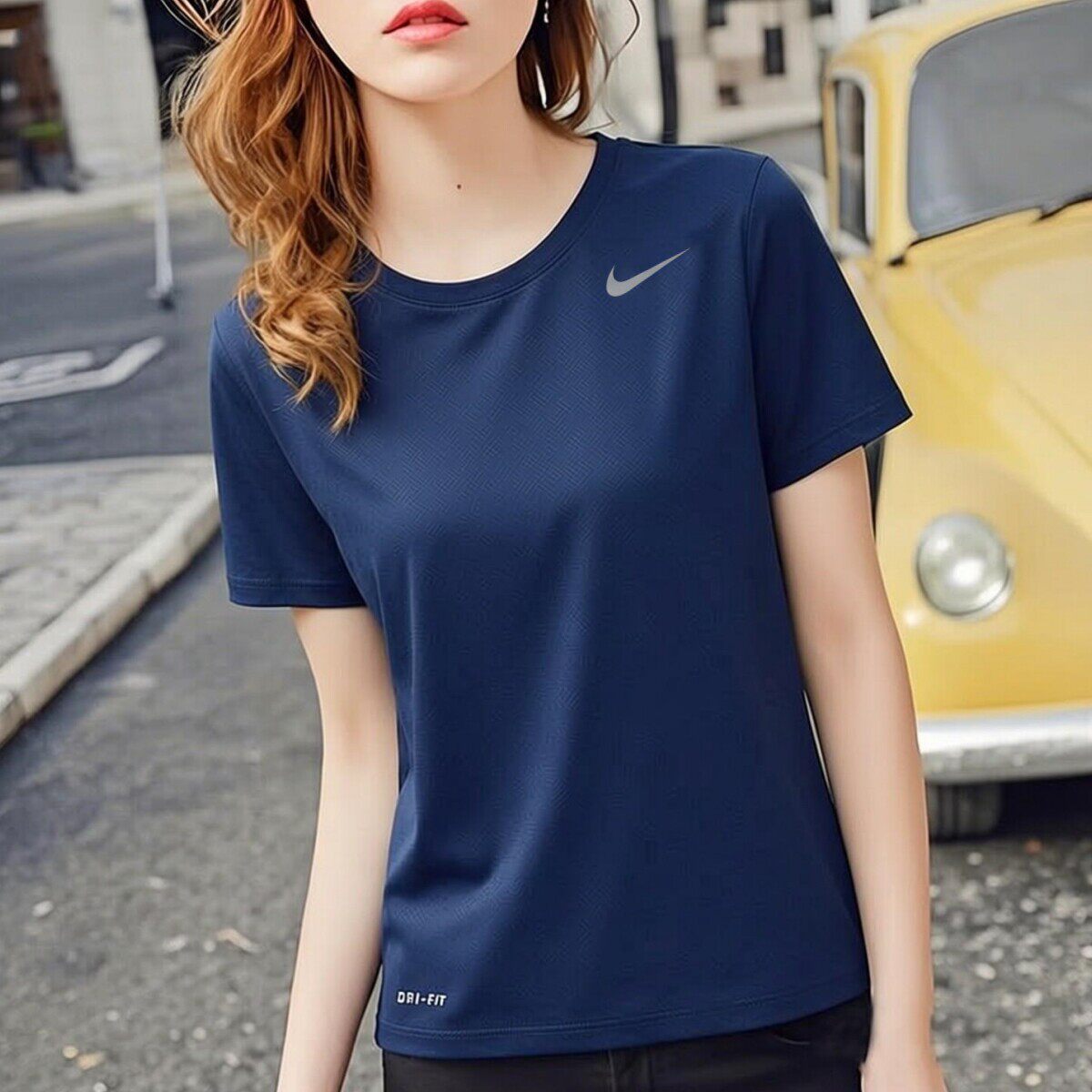 Nike耐克女子速干短袖跑