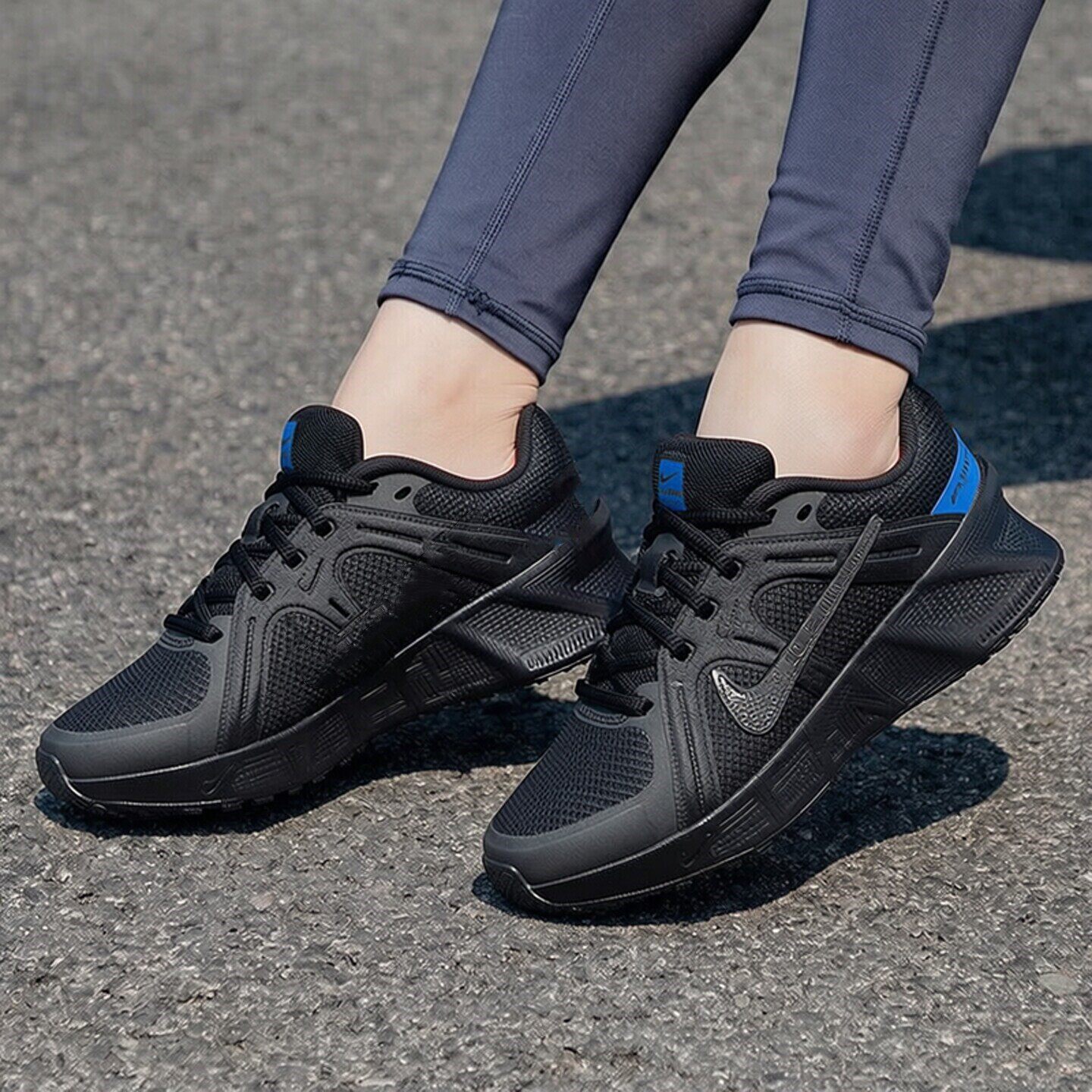 Nike耐克鞋子2026年新款运动鞋黑色女鞋轻便复古跑步鞋缓震休闲鞋